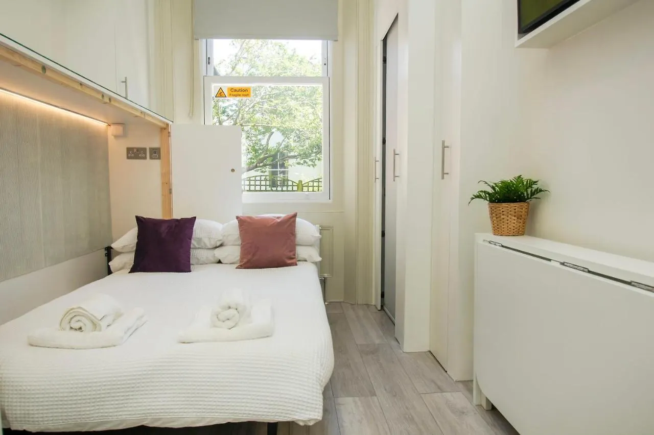 Sobo Studio 2 - By Brighton Holiday Lets